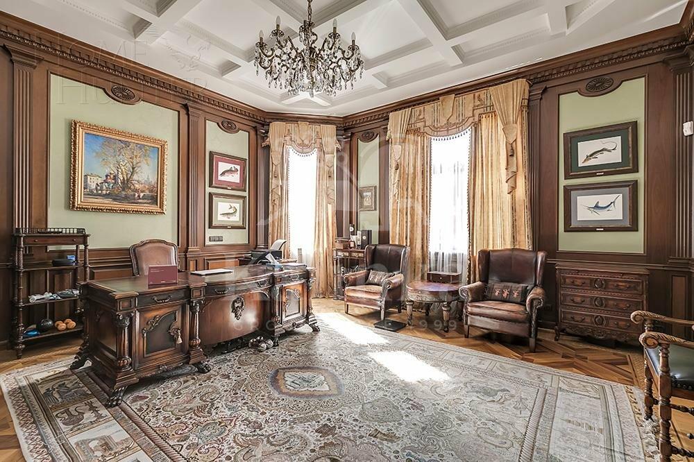 3-этажный коттедж 1 500 м² с отделкой