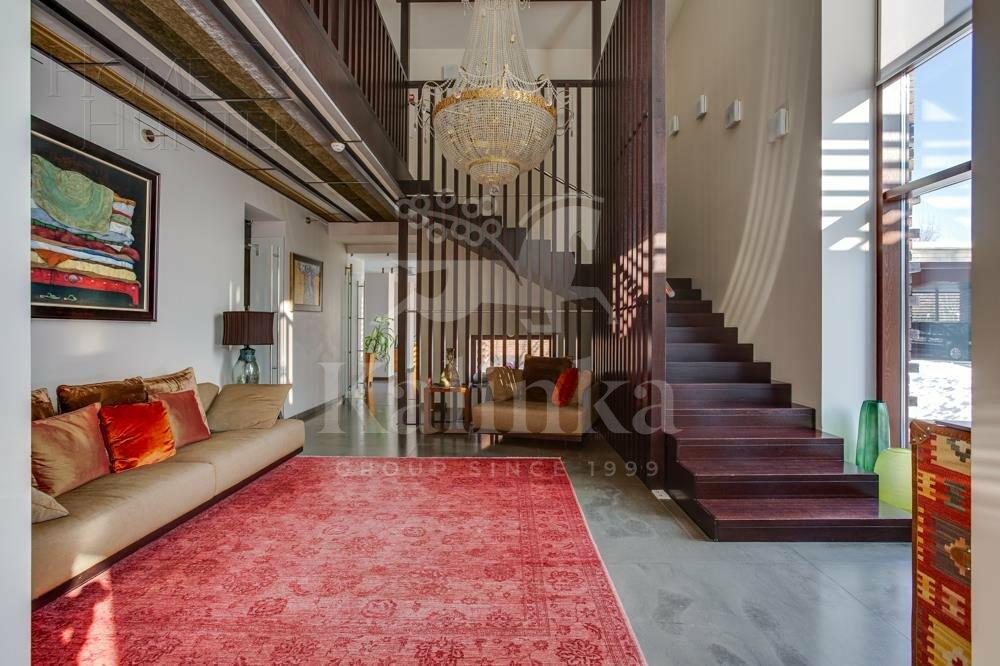 2-этажный коттедж 1 254 м² с отделкой