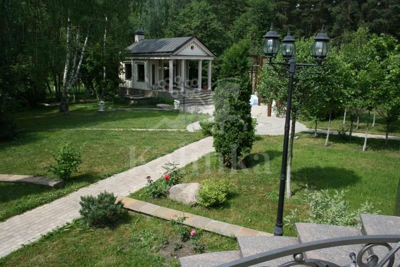 2-этажный коттедж 1 360 м² с отделкой