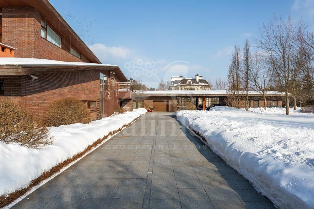 2-этажный коттедж 1 254 м² с отделкой