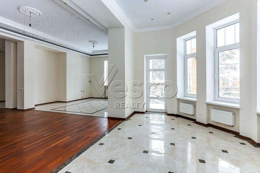 2-этажный коттедж 342 м² с отделкой