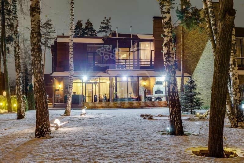 2-этажный таунхаус 450 м² с отделкой