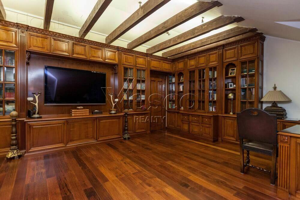 2-этажный коттедж 500 м² с отделкой