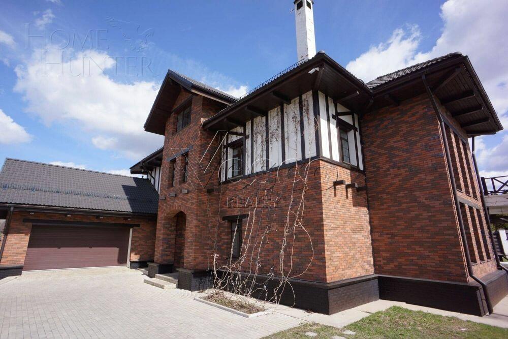 2-этажный коттедж 560 м² с отделкой