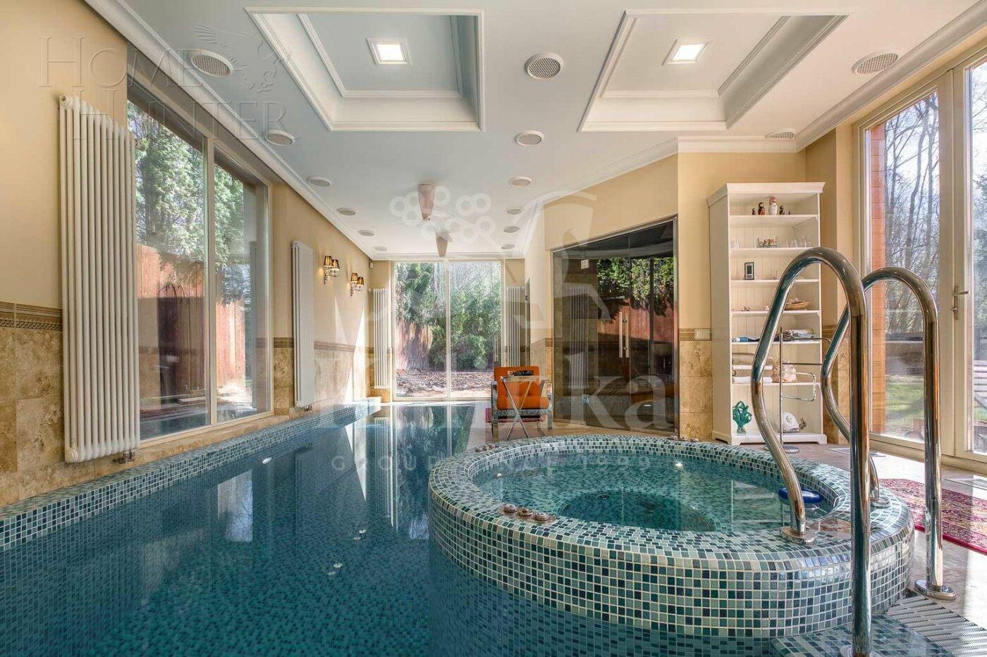 2-этажный коттедж 760 м² с отделкой