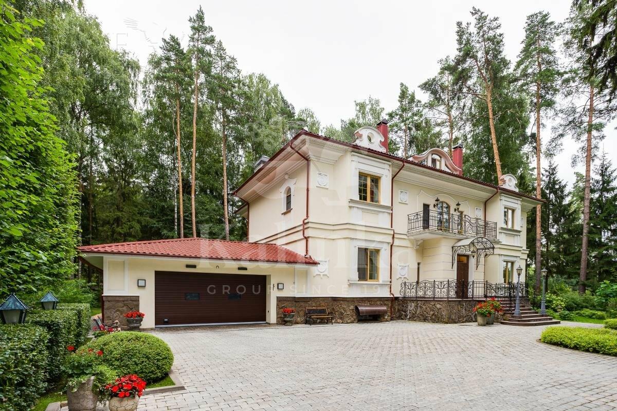 2-этажный коттедж 708 м² с отделкой