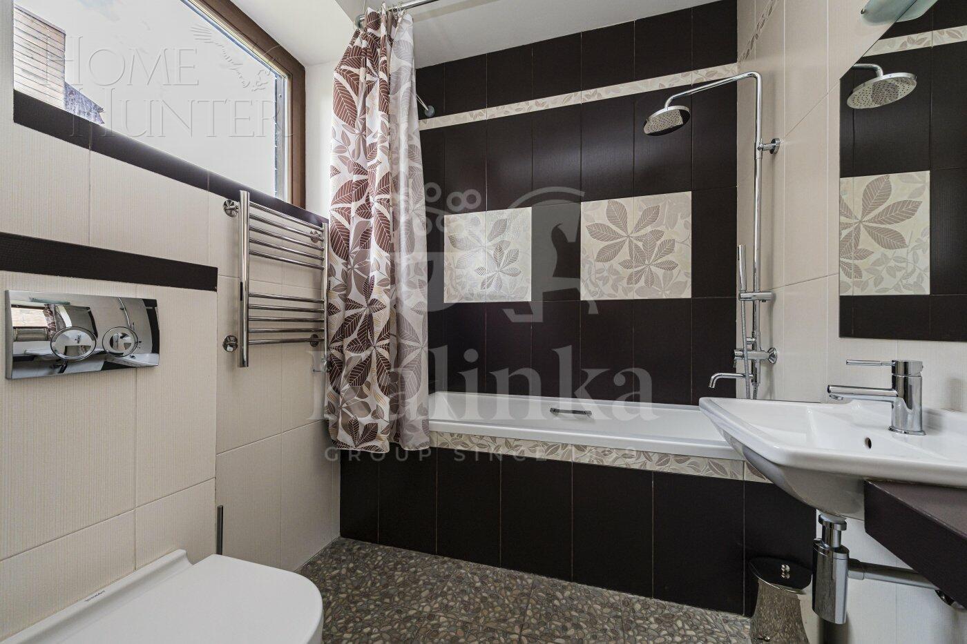 2-этажный таунхаус 380 м² с отделкой