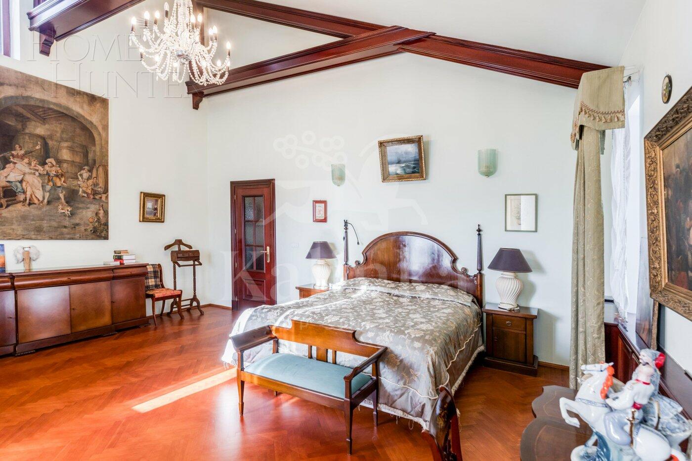 2-этажный коттедж 750 м² с отделкой