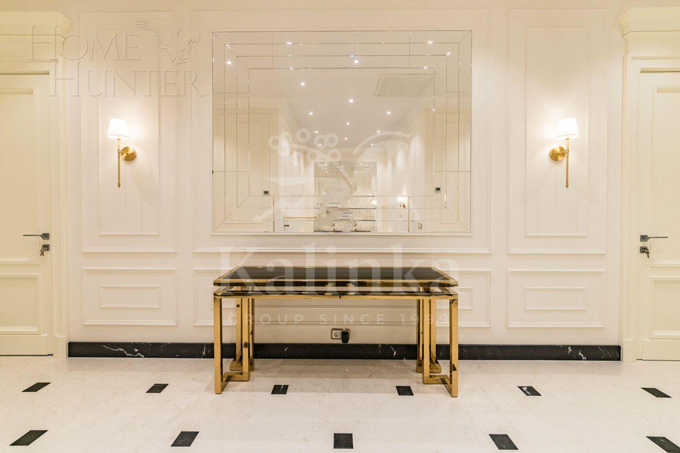 2-этажный коттедж 961 м² с отделкой