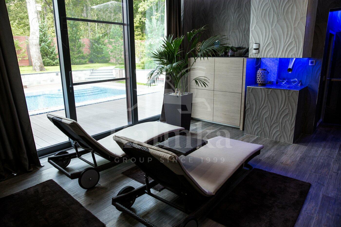 2-этажный коттедж 740 м² с отделкой