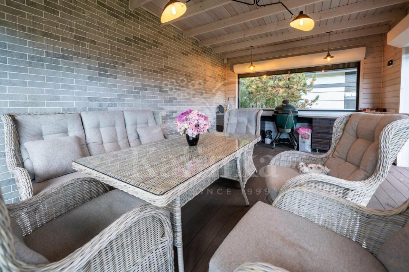 2-этажный коттедж 1 200 м² с отделкой