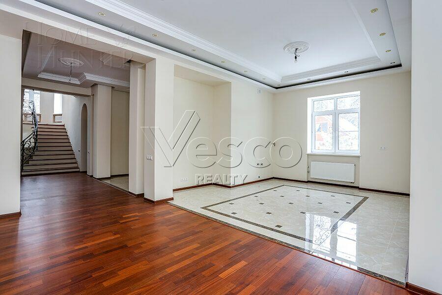 2-этажный коттедж 342 м² с отделкой