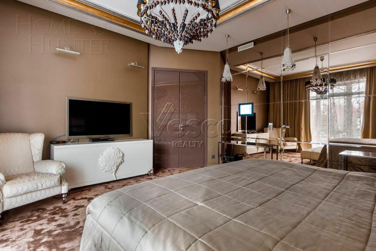 4-КОМН. КВАРТИРА С ОТДЕЛКОЙ 234 М² НА 4 ЭТАЖЕ