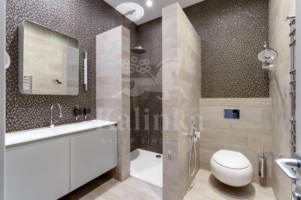 2-этажный коттедж 320 м² с отделкой