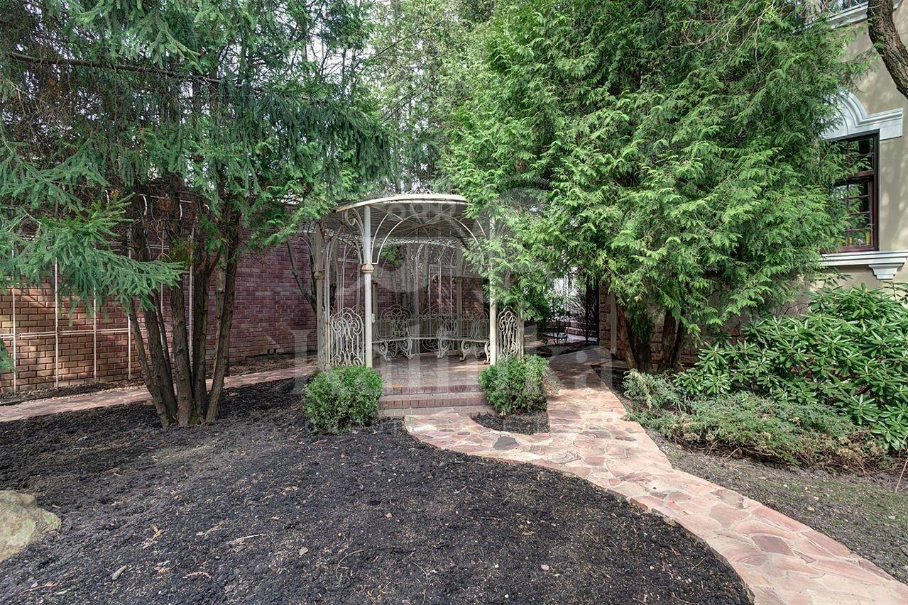 2-этажный коттедж 980 м² с отделкой