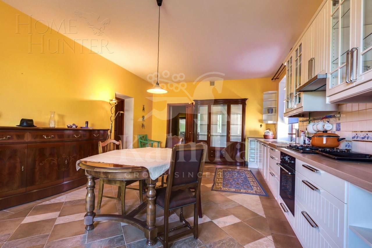 2-этажный коттедж 750 м² с отделкой