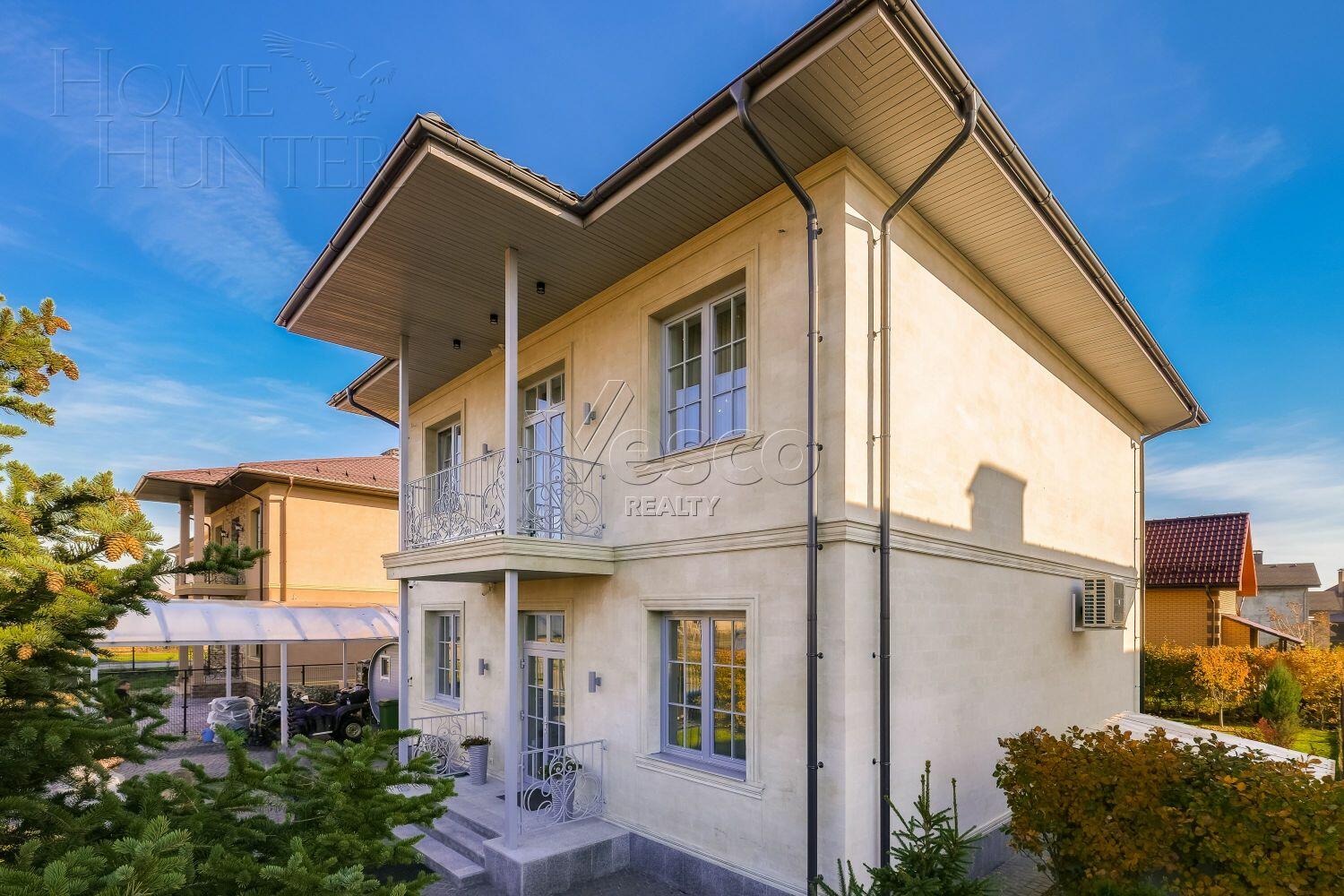 2-этажный коттедж 200 м² с отделкой