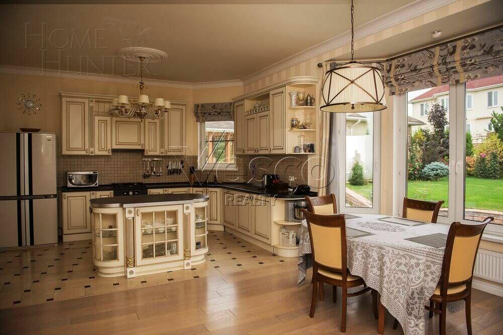 2-этажный коттедж 308 м² с отделкой