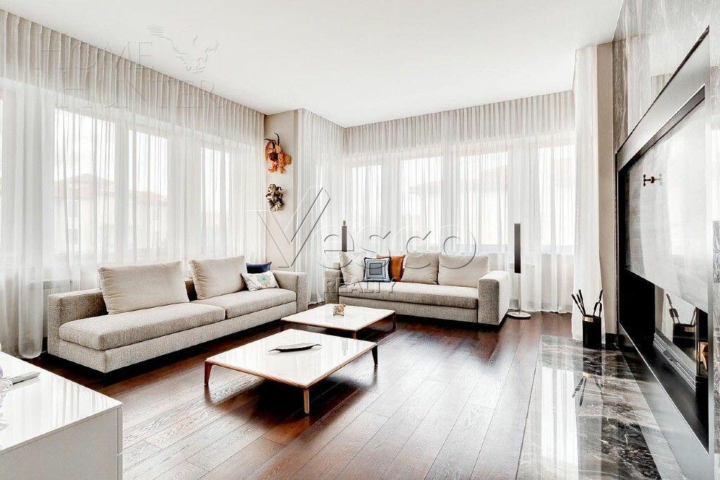 2-этажный коттедж 438 м² с отделкой