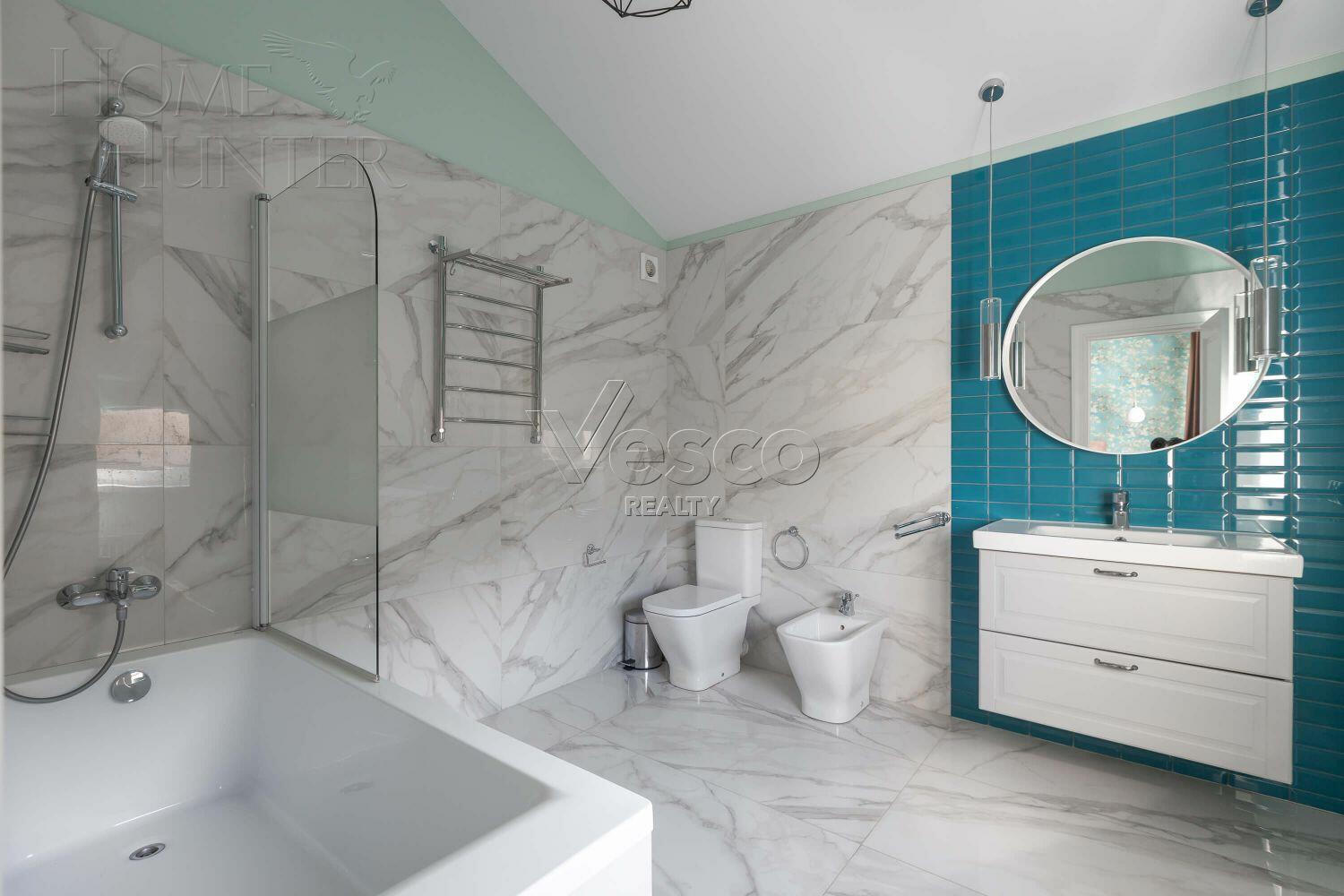 3-этажный коттедж 480 м² с отделкой