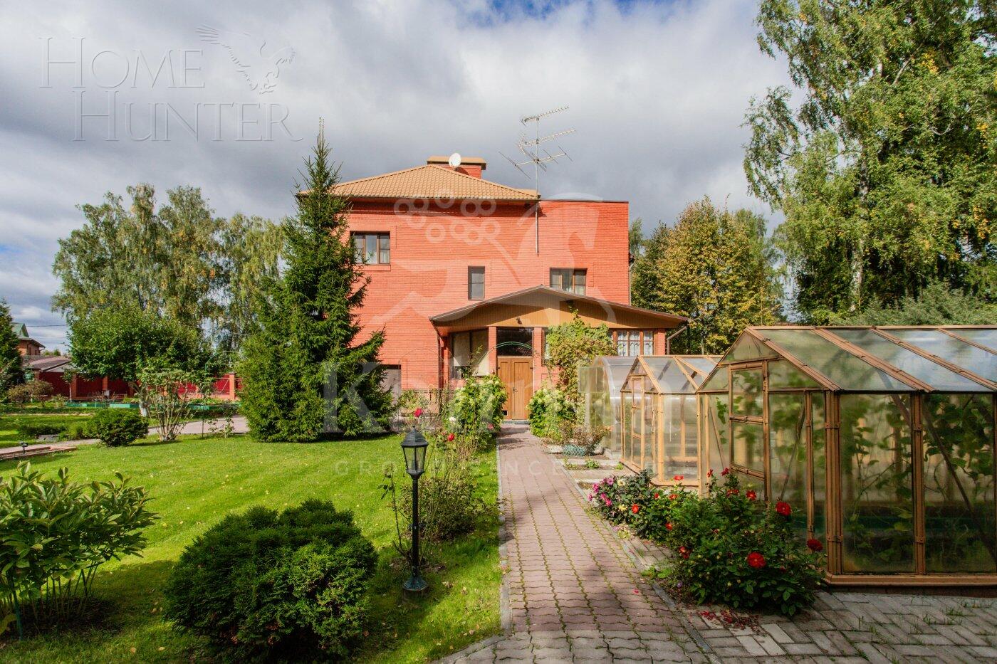 2-этажный коттедж 880 м² с отделкой