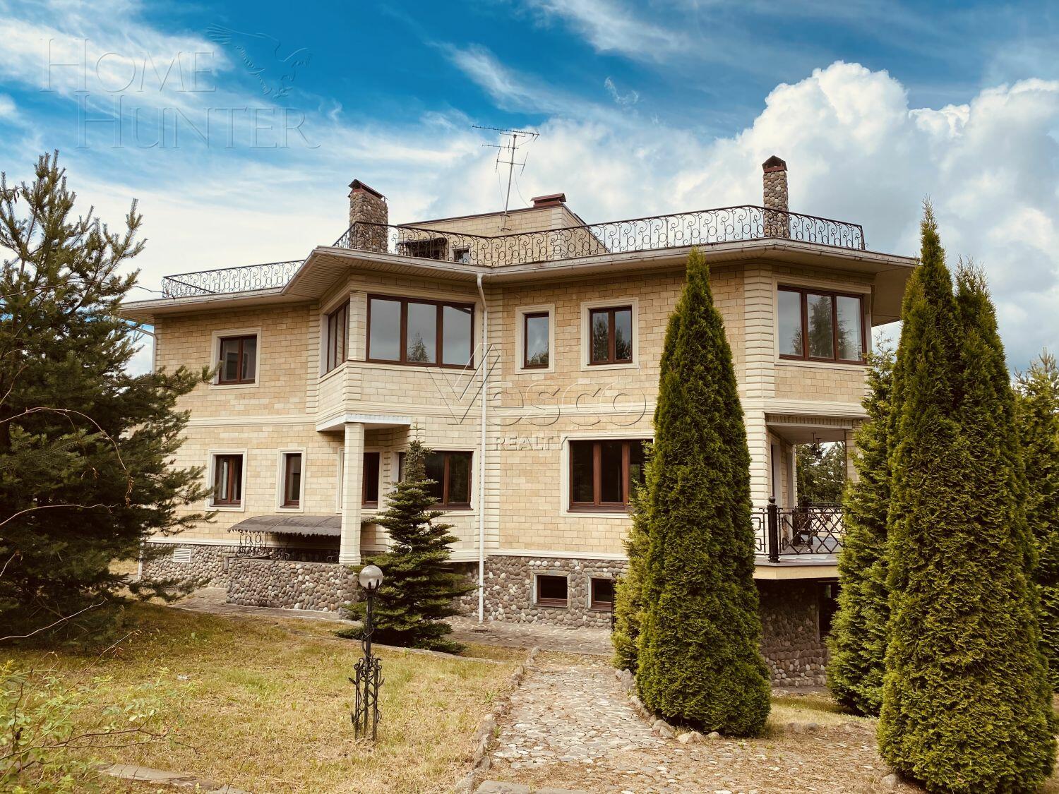 2-этажный коттедж 479.7 м² с отделкой