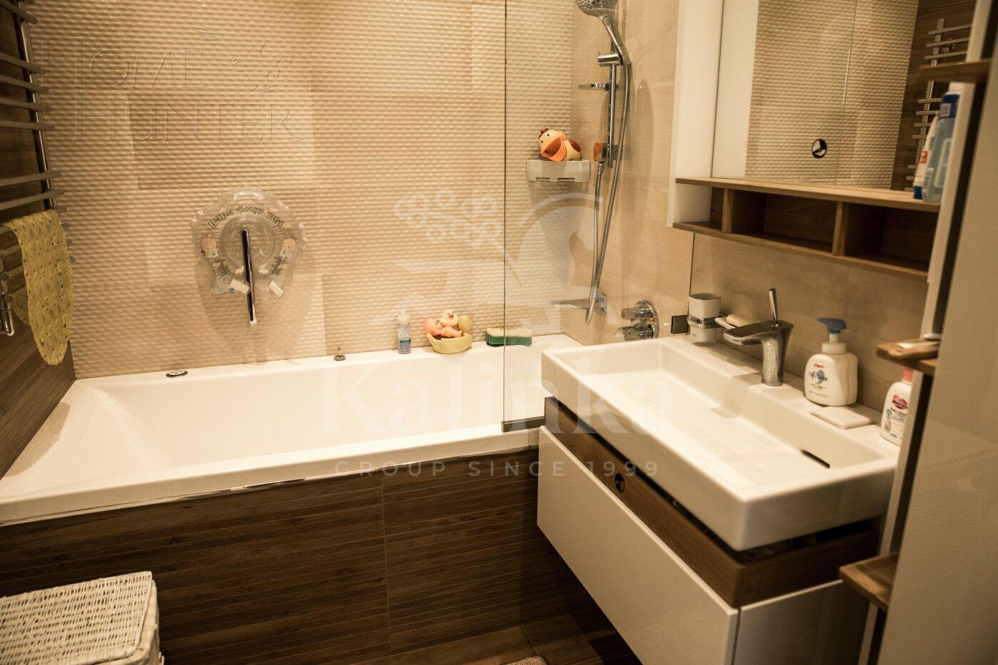 2-этажный коттедж 740 м² с отделкой