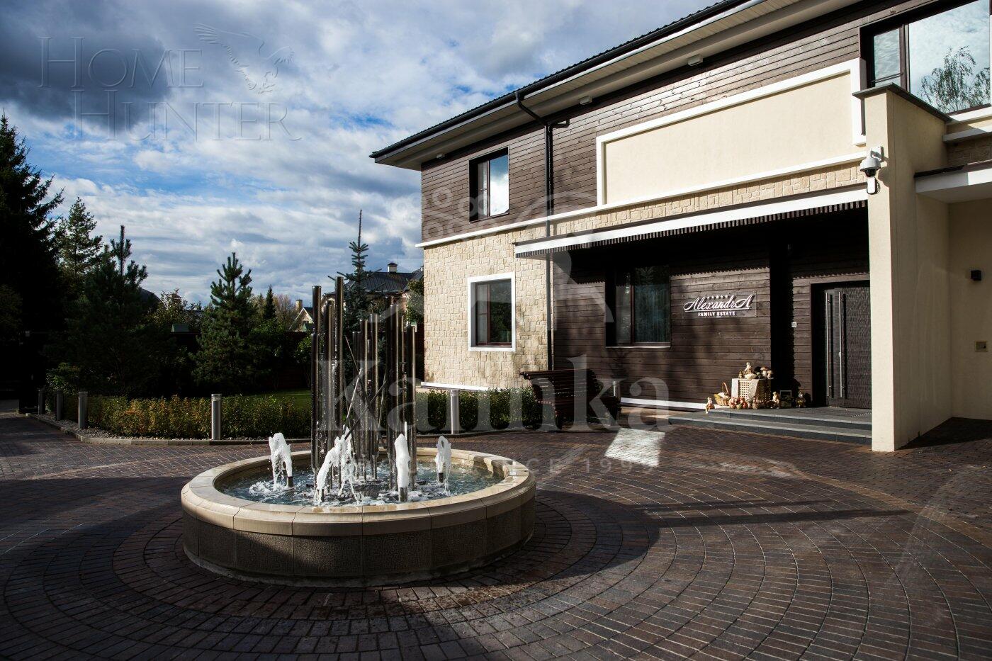 2-этажный коттедж 740 м² с отделкой