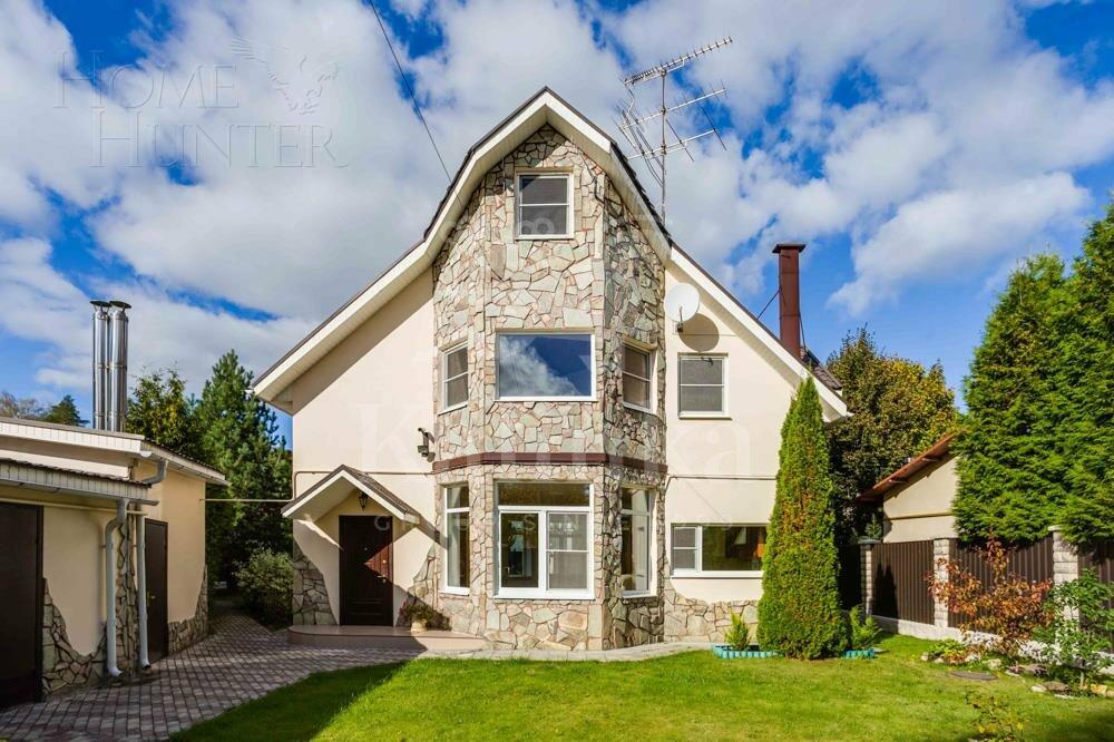 2-этажный коттедж 200 м² с отделкой