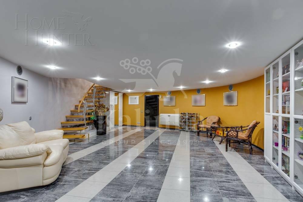 2-этажный коттедж 580 м² с отделкой