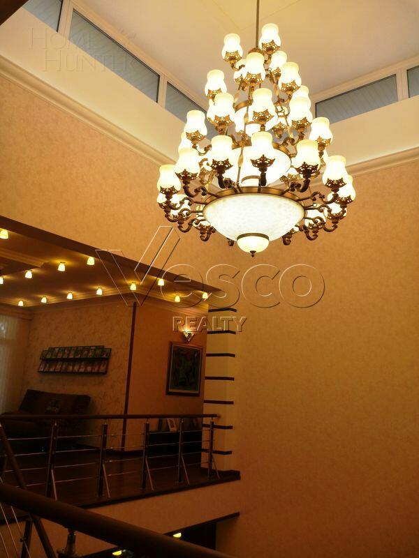 2-этажный коттедж 1 350 м² с отделкой