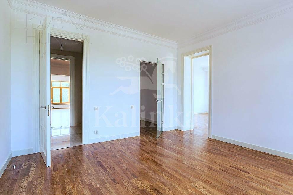 2-этажный таунхаус 630.9 м² с отделкой