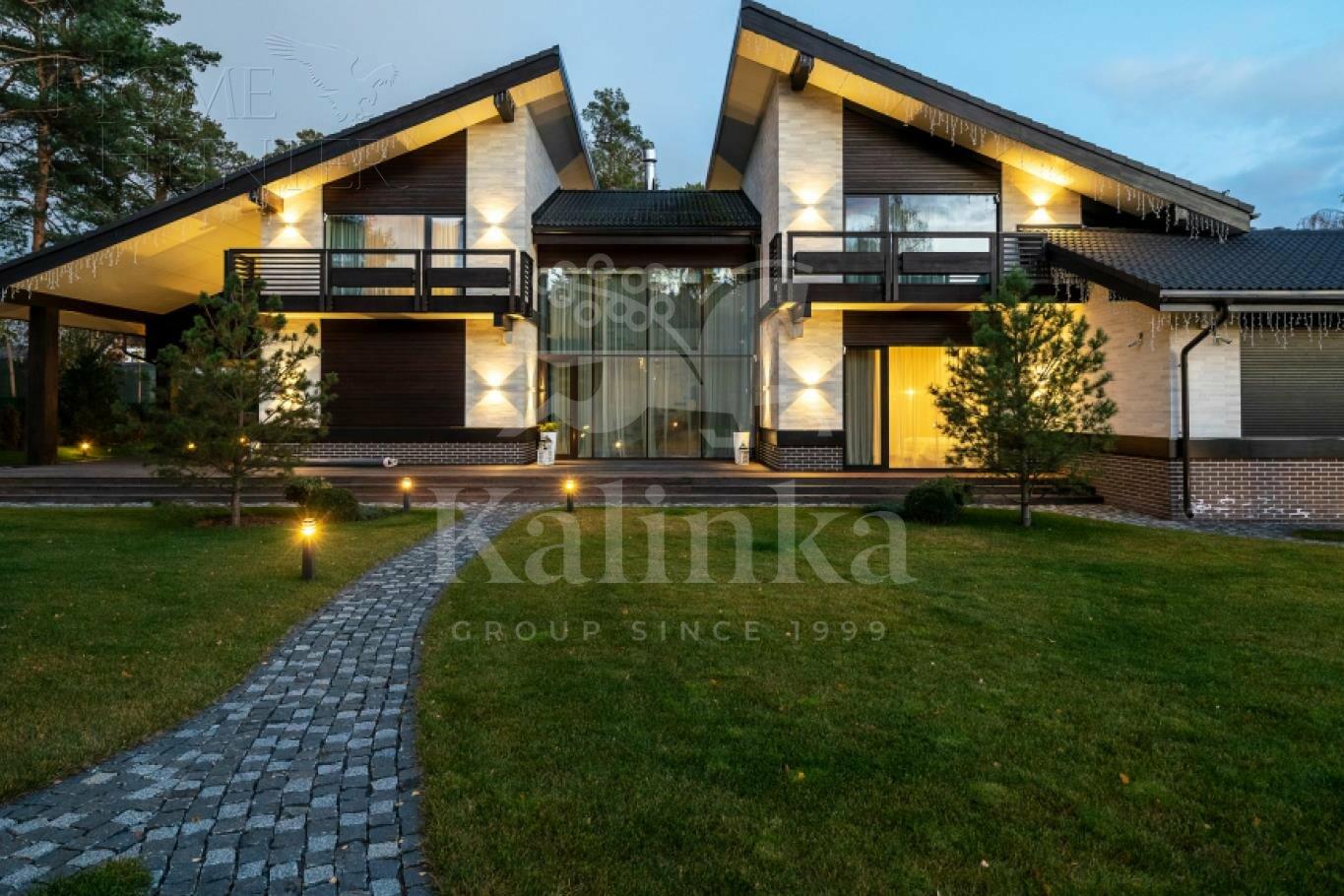 2-этажный коттедж 1 200 м² с отделкой