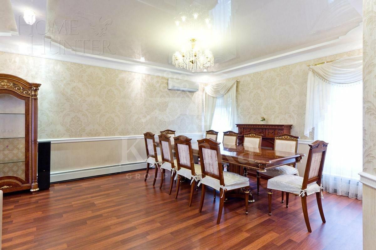 2-этажный коттедж 300 м² с отделкой