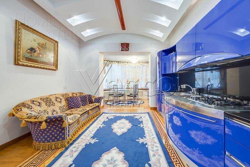 2-этажный коттедж 900 м² с отделкой