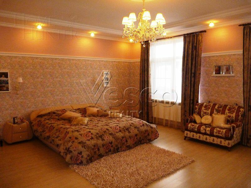 2-этажный коттедж 1 350 м² с отделкой