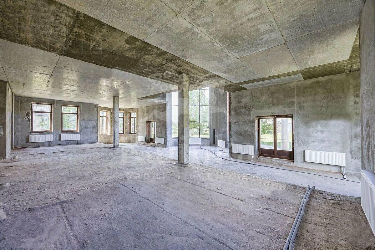 2-этажный коттедж 840 м² без отделки