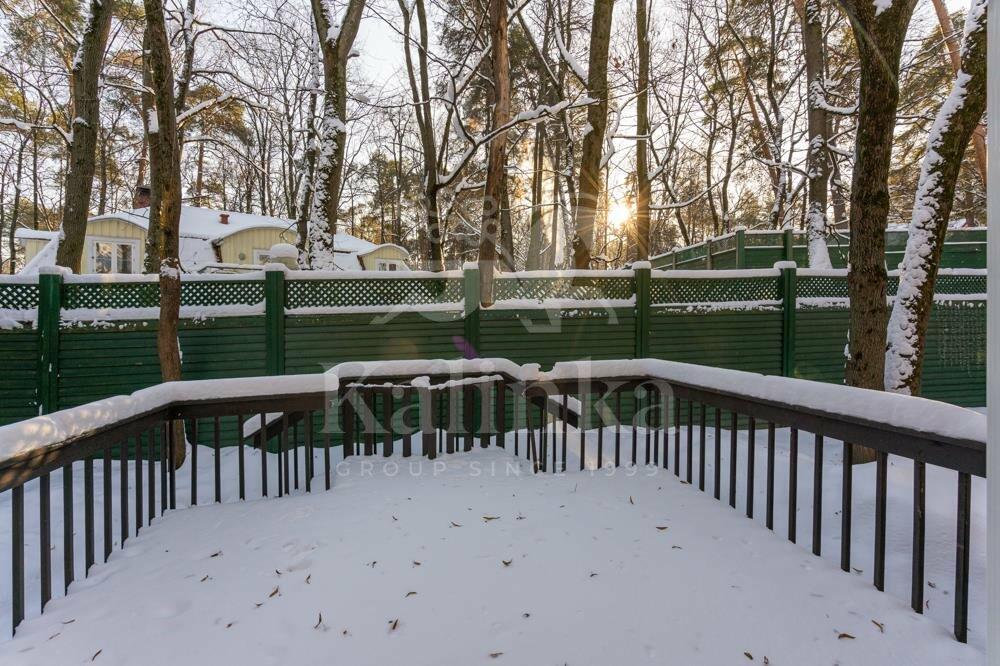 2-этажный таунхаус 890 м² с отделкой