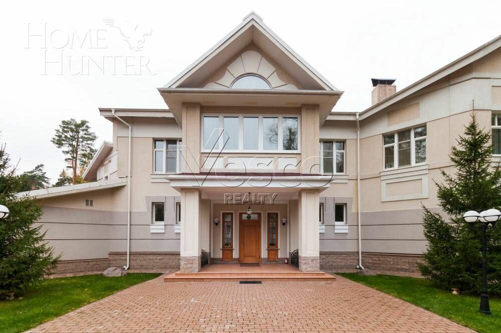 2-этажный коттедж 1 460 м² с отделкой