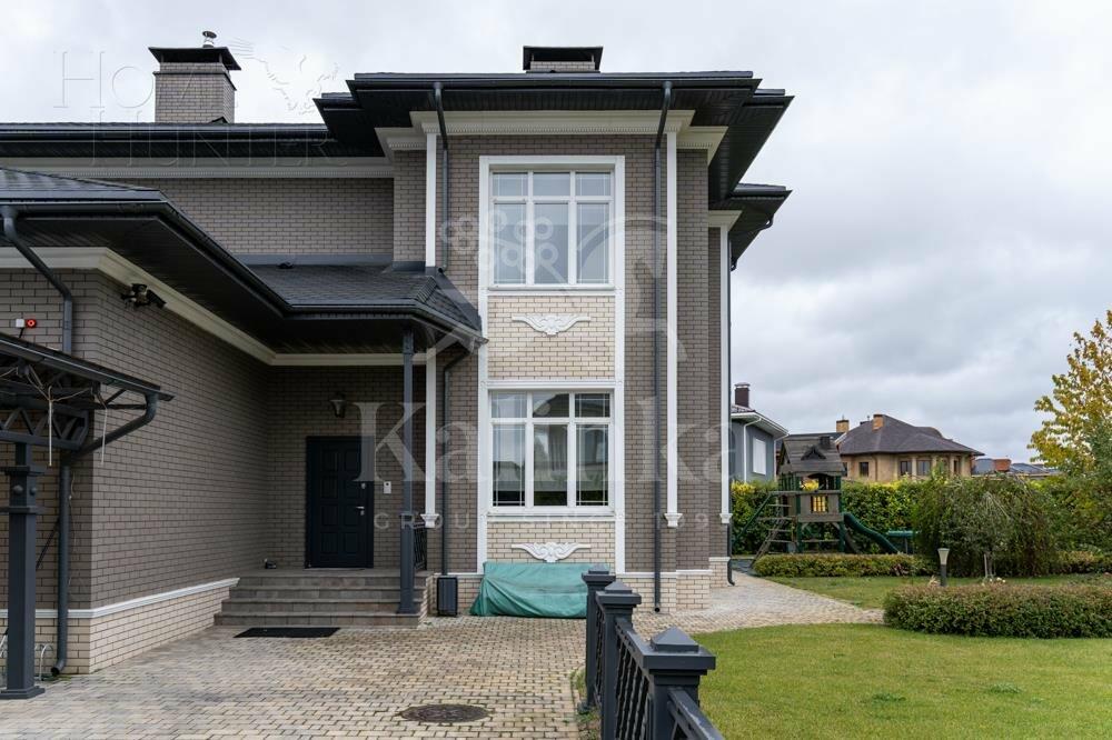 2-этажный коттедж 320 м² с отделкой