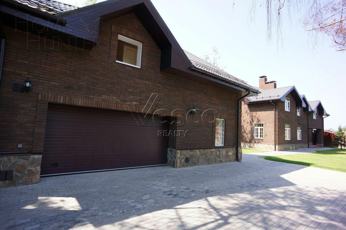 2-этажный коттедж 415 м² с отделкой