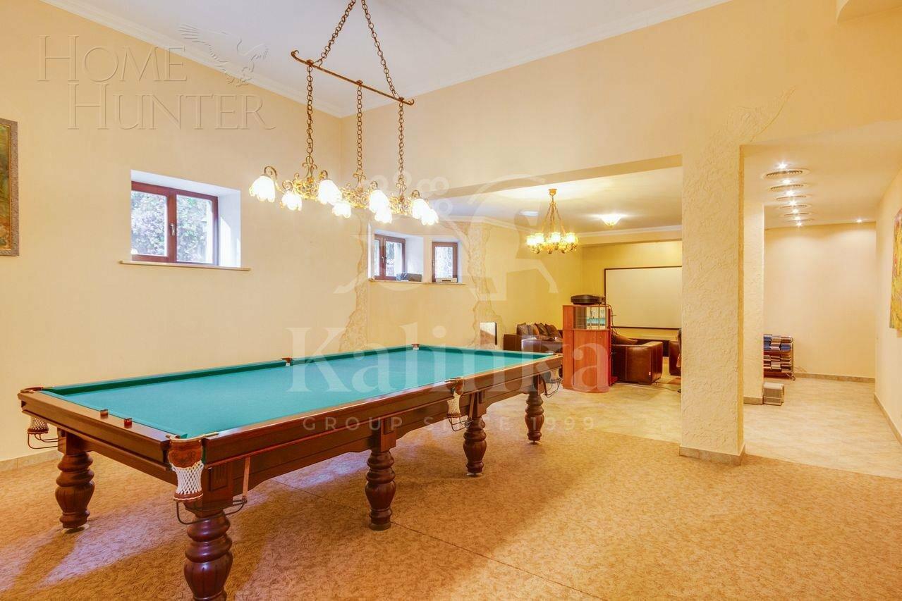 2-этажный коттедж 550 м² с отделкой