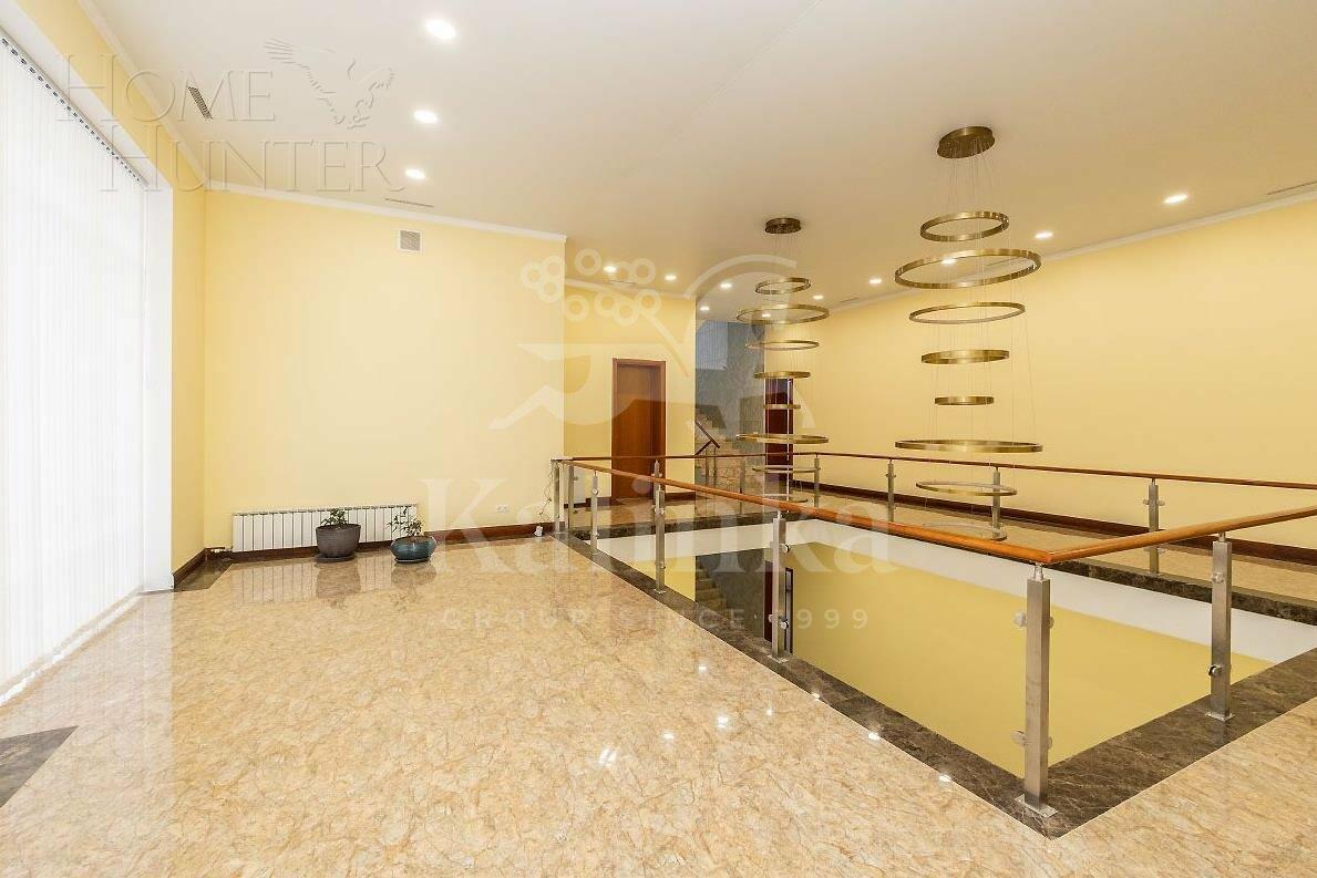 2-этажный коттедж 1 200 м² с отделкой