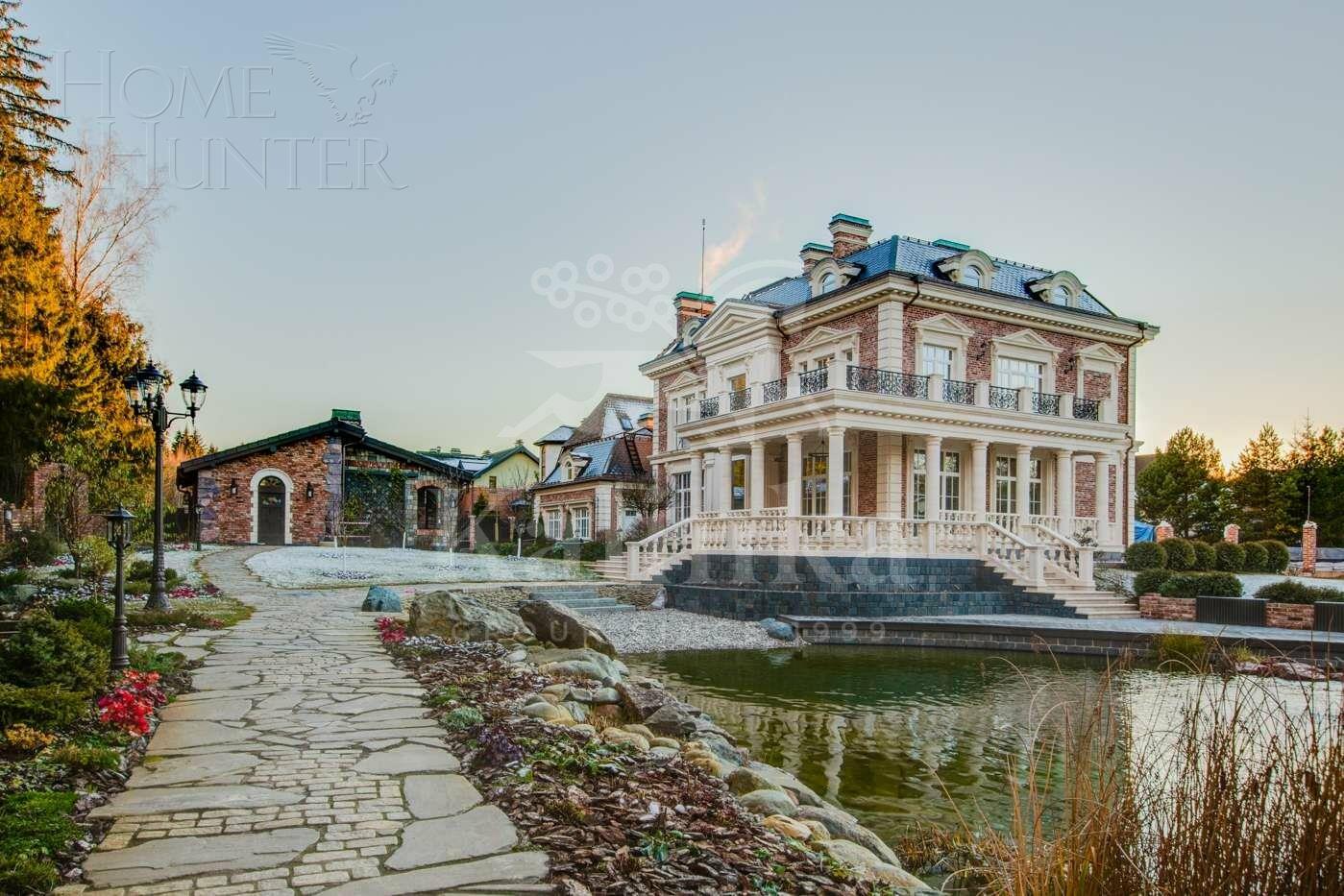 2-этажный коттедж 950 м² с отделкой