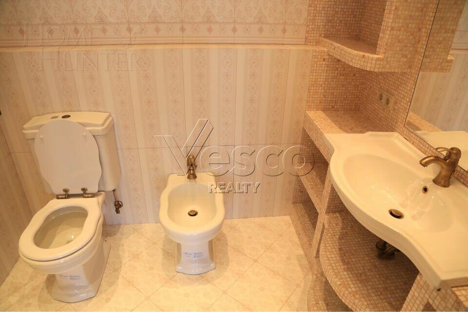 2-этажный коттедж 650 м² с отделкой