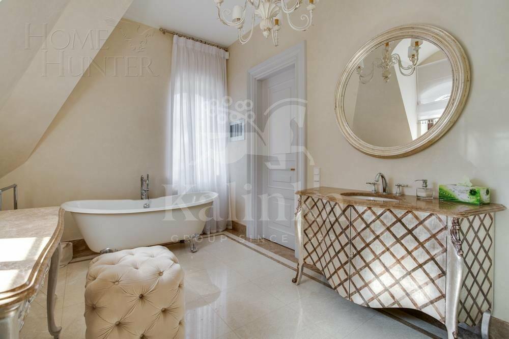 3-этажный коттедж 560 м² с отделкой