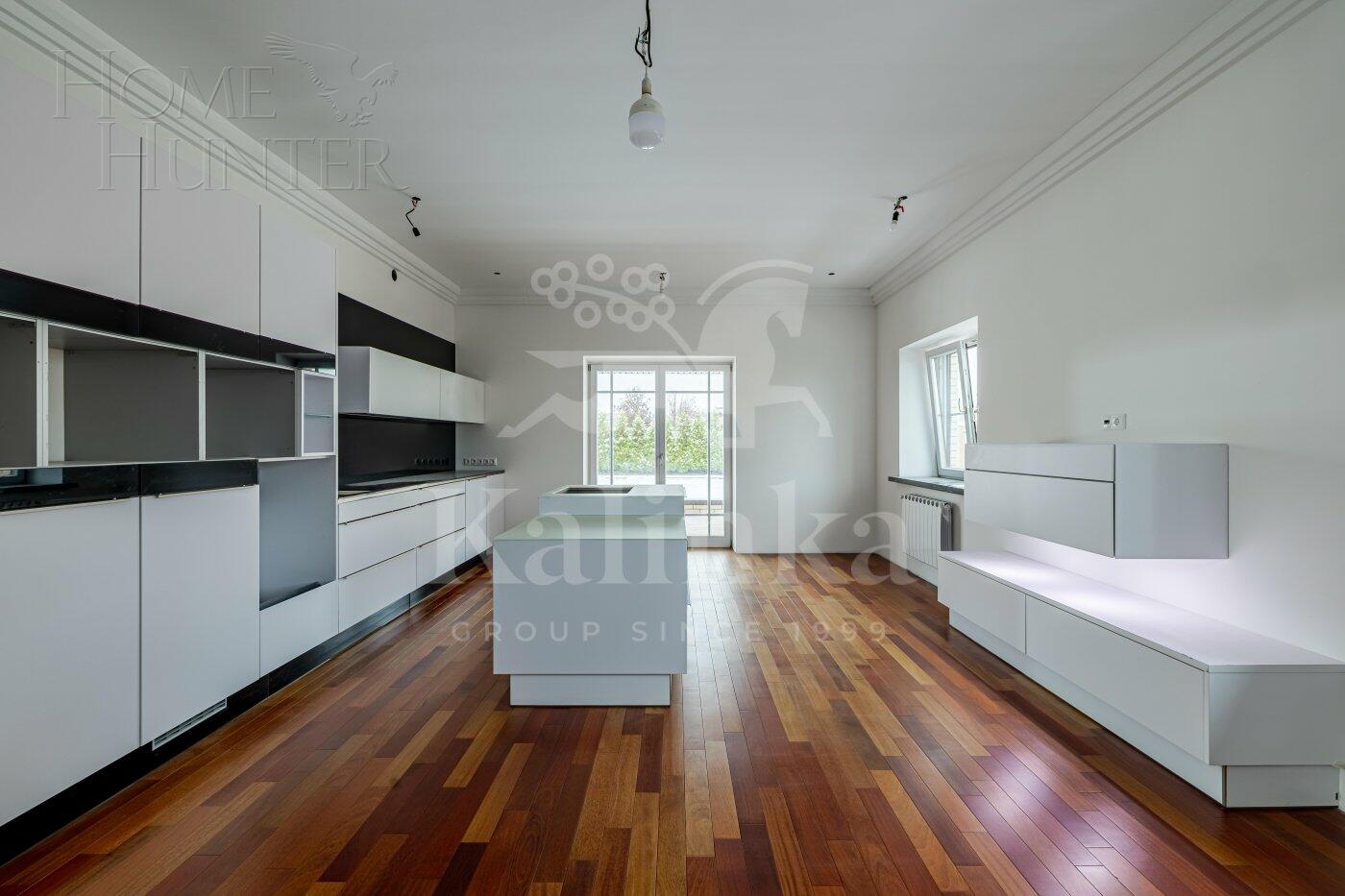 2-этажный коттедж 630 м² с отделкой