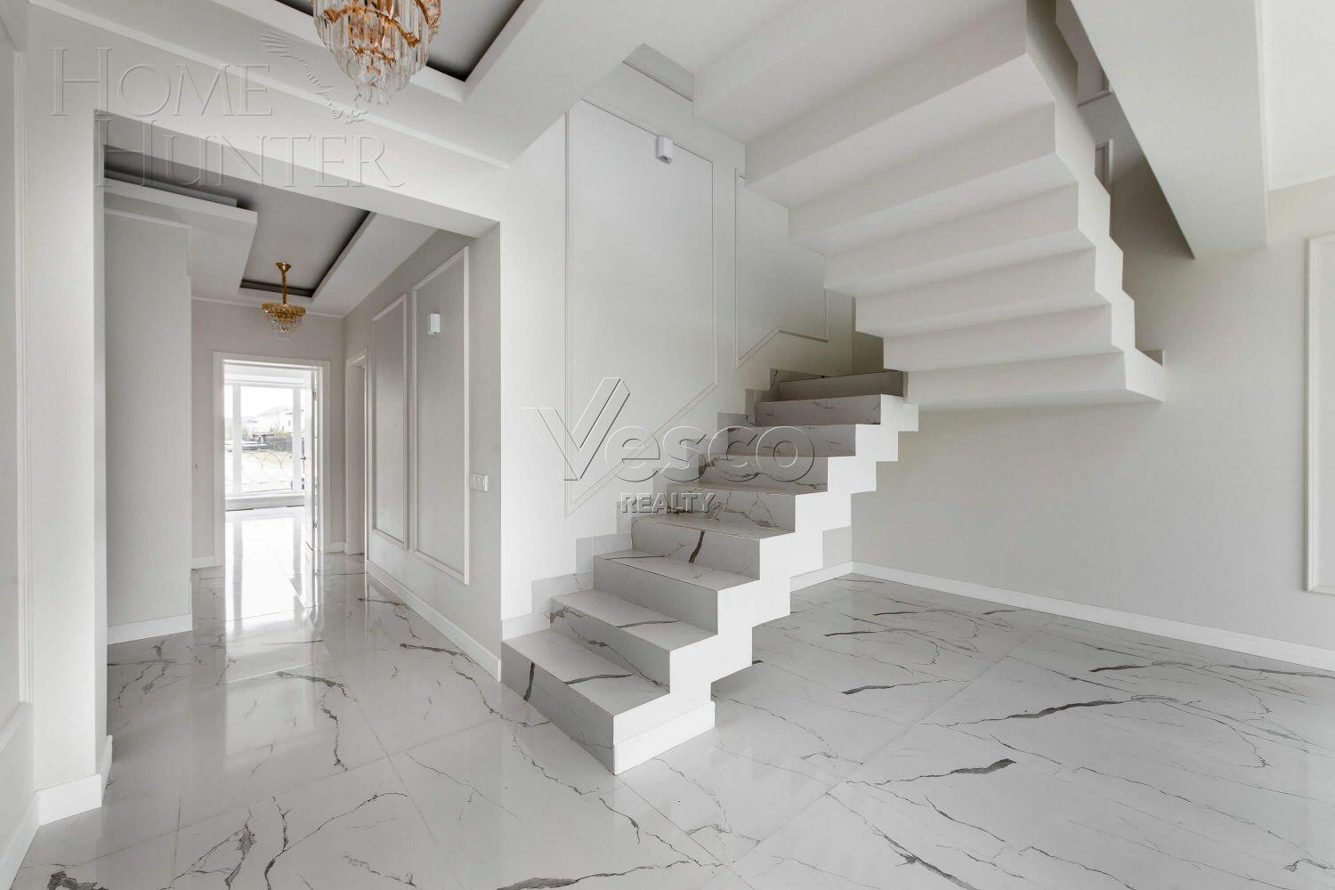 2-этажный коттедж 230 м² без отделки