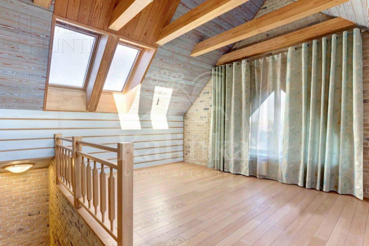 2-этажный коттедж 500 м² с отделкой