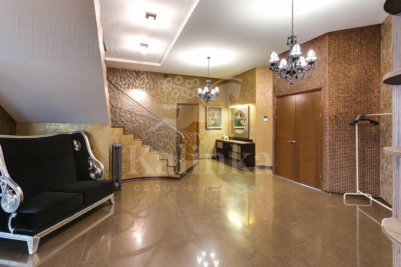 2-этажный коттедж 860 м² с отделкой